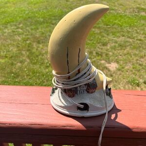 Unique Crescent Moon Lamp